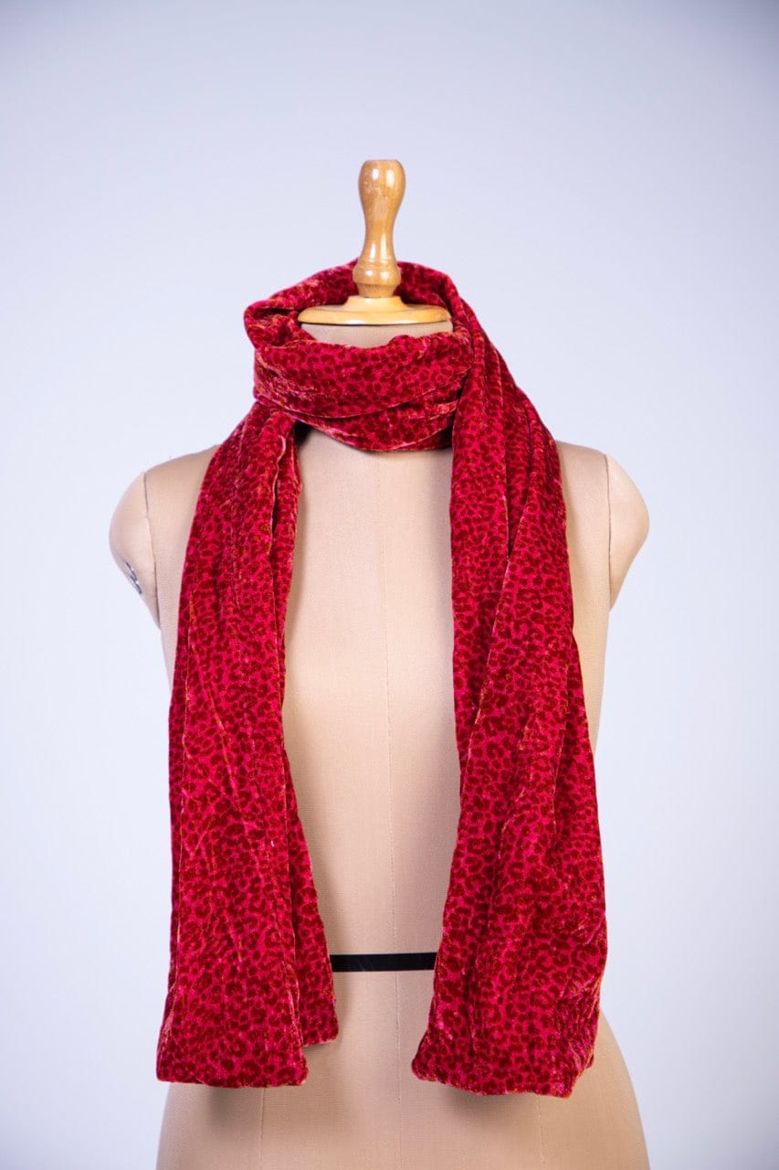 TANAVANA Scarves Barelia Red Stole