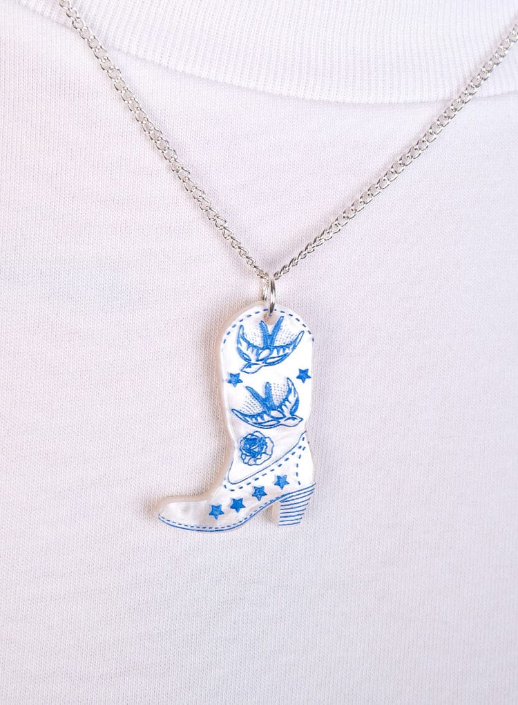Tatty Devine Jewellery Cowboy Boot Pendant Necklace - Cream Pearl