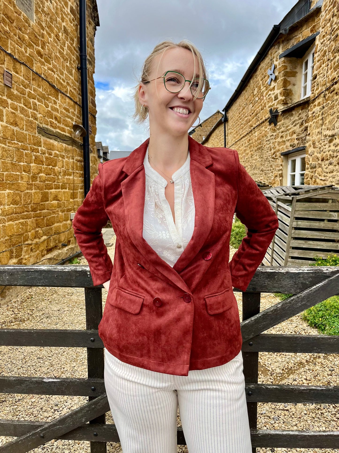 Traffic People Jackets Ava Rose Jacket in Wine