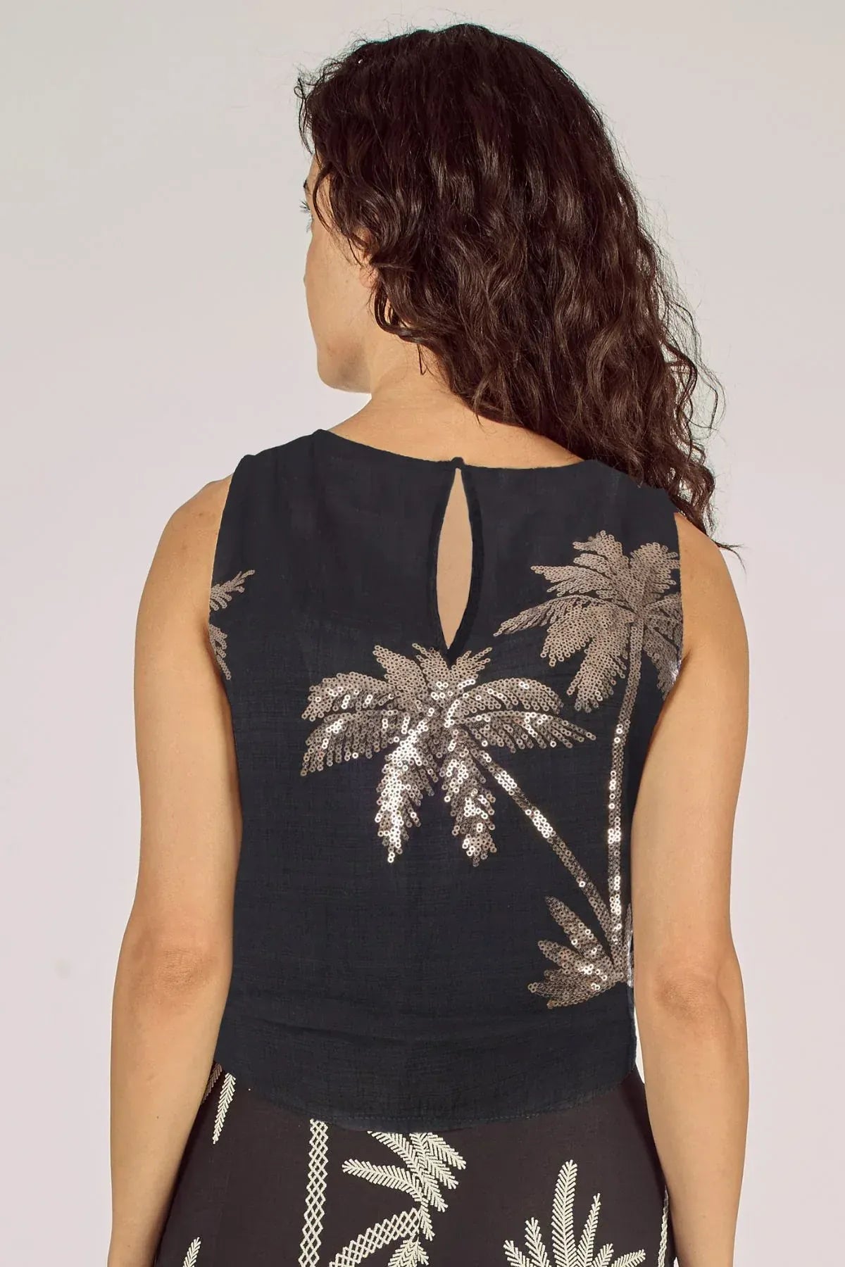 Traffic People Tops Evie Top in Black