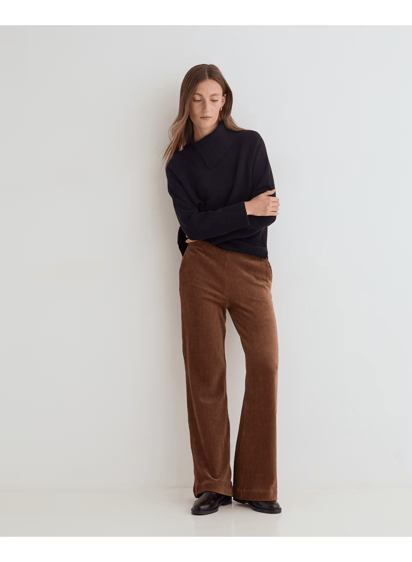 Yerse Trousers The Clara Wide-Leg Cord Trousers in Camel