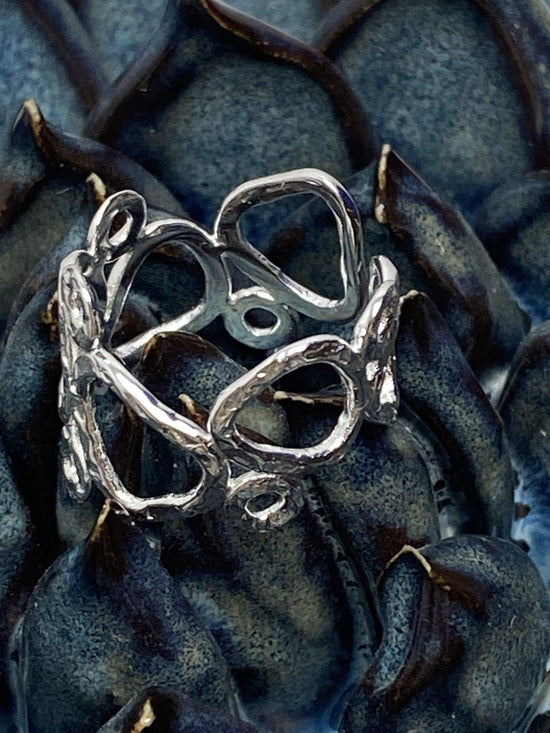 AZUNI LONDON Jewellery Thalia Small Sculptural Ring in Silver