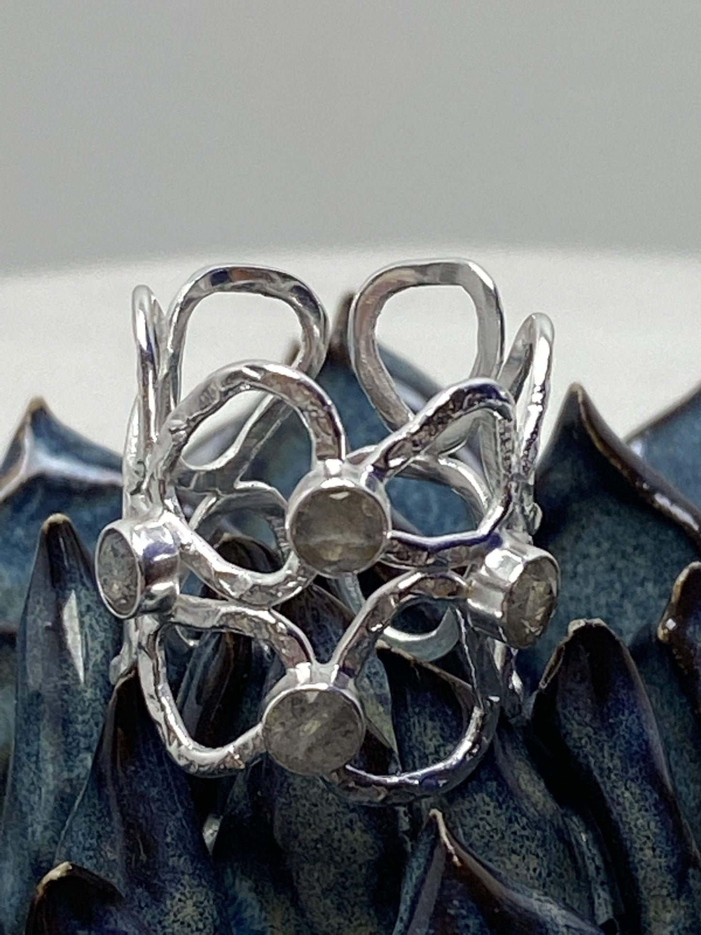 AZUNI LONDON Jewellery Thalia Wide Sculptural Silver Ring in Labradorite Stones