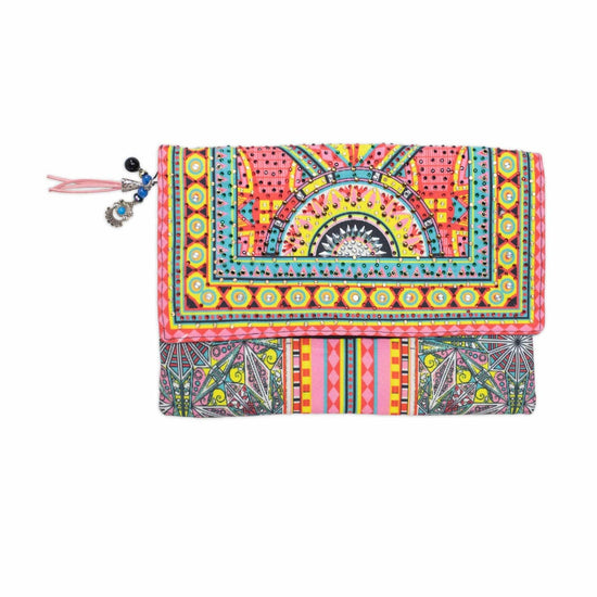 Load image into Gallery viewer, INOA Hobart Clutch Bag
