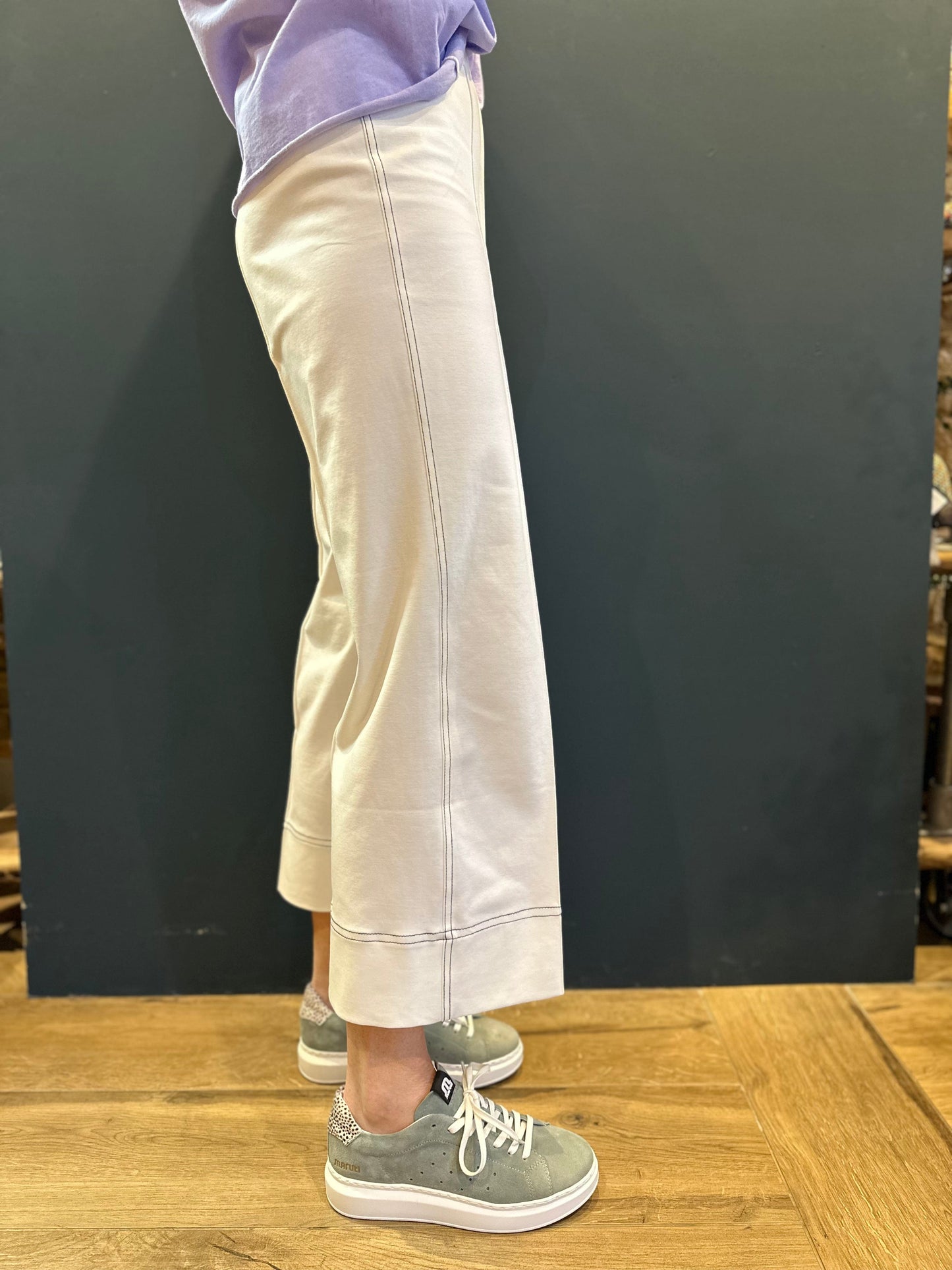 Load image into Gallery viewer, Vilagallo Trousers Beatriz Trousers in Cream
